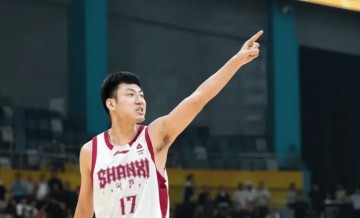 MK体育-CBA官方罚单：焦海龙赛后喷球迷罚款3万 山西主帅潘江罚款1万
